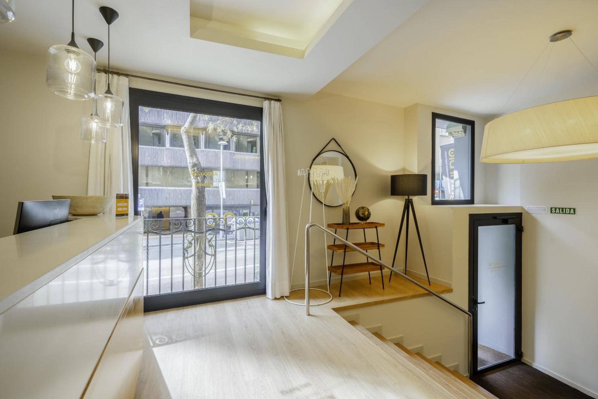 Ola Living Diagonal II Apartments Барселона Екстер'єр фото